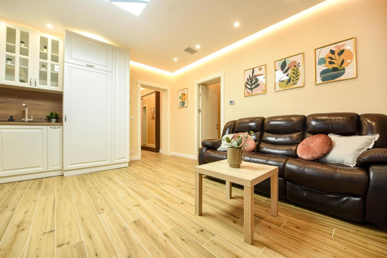 Green Leafy Brasov - Ideal 2 Bedroom Apartment Exteriér fotografie